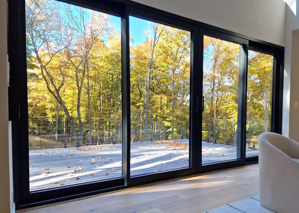 case study high-end home with black aluminium windows Aluprof