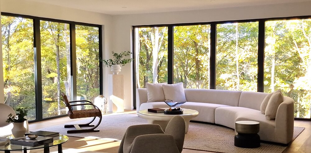 case study high-end home with black aluminium windows Aluprof in living room